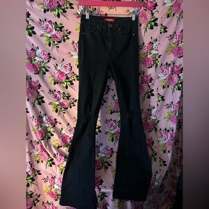 Guess Black fit mid rise Flare Jeans with Knee distressed